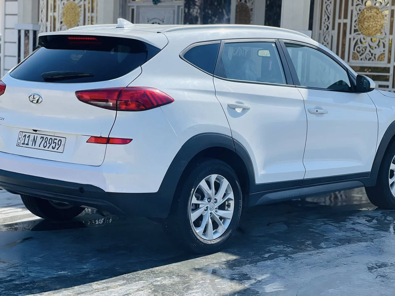 يا الله سلام عليكم 

لبيع توسان موديل 2021. أمريكيه 

السياره بيهة بس البنيد مصبوغ الباقي مكفول  

السياره فول مواصفات ما عده الفتحه بصمت أبواب 

كشن كهرباء سايد بريك دكمه بصمه تشغيل 

مري شفط حساسات كأمره بعد هواي مواصفات 

السياره رقم بغداد بسمي تحويل مباشر 
العنوان تقاطع النهروان بنفس التقاطع 
الستفسار. ***********
