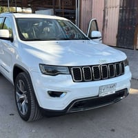 جراند شيروكي لمتدد • ٢٠١٧ • ٦ سلندر ٣٦٠٠