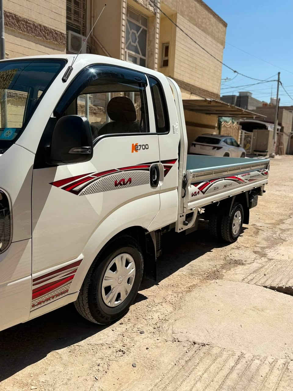 للبيع | كيا حمل موديل2025‏
‏✅ موديل 2025
‏✅ رقم بغداد
‏✅ مكفولة كفالة عامة
‏✅ السيارة جاهزة للشغل وما تحتاج أي مصروف ماشيه ٢١  الف
‏✅ استخدام نظيف وحالتها ممتازة
مكاني بابل 
‏📞 للاستفسار لاتصال
***********
