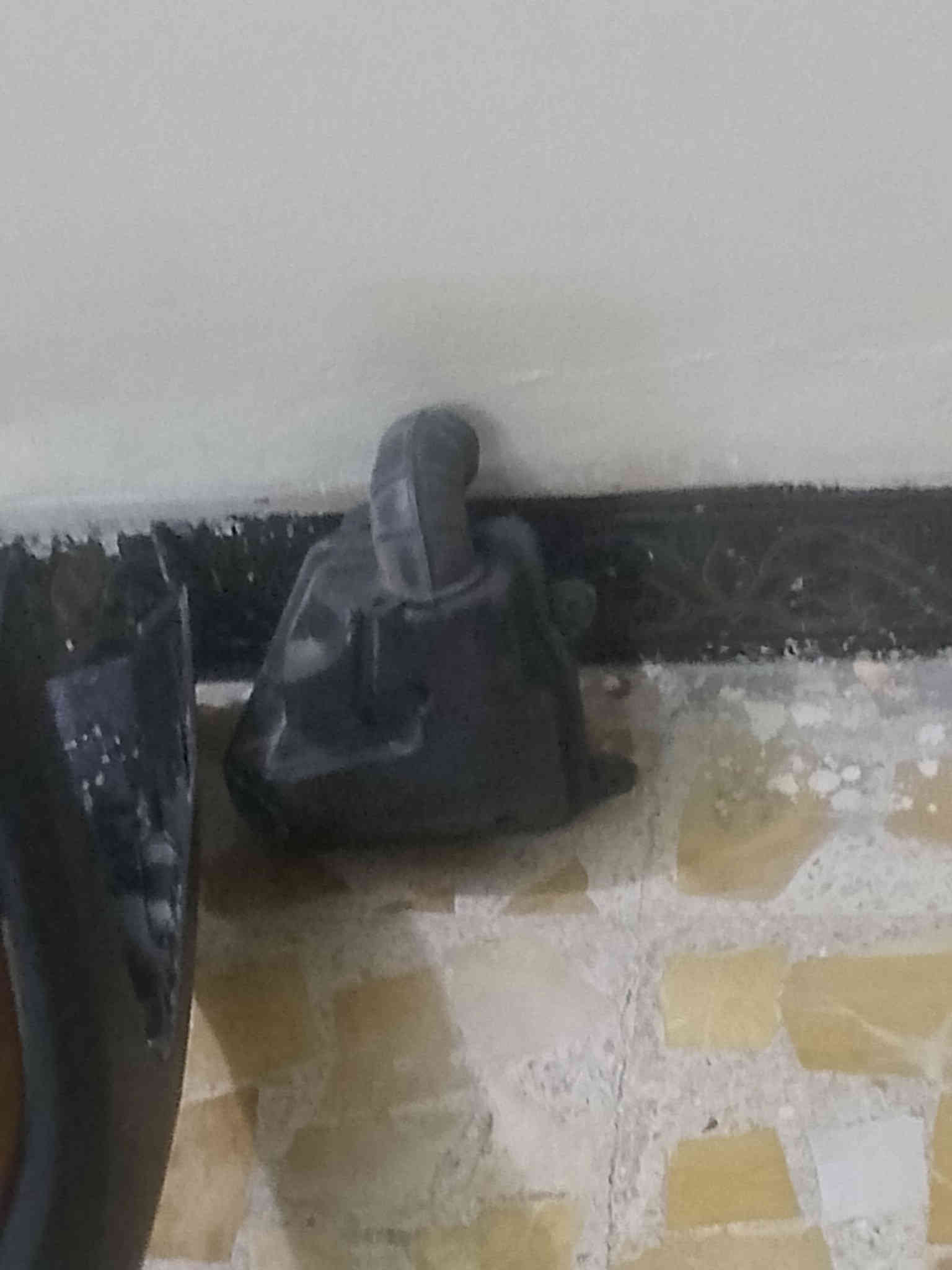 سلام عليكم عدنة هاذة سواد للبيع مال ماكس ثعلب أشاير بي نضيف مابي اي كسر كامل وشوتة مال ستين سعر 25 مكاني بغداد شعب  ارقم ***********
