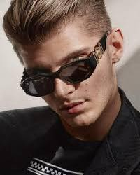 🕶️ نظارات شمسية عصرية بتصميم فاخر
🔹 تحمي عينيك من الأشعة
🔹 عدسات عالية الجودة برؤية واضحة ومريحة
🔹 إطار خفيف ومتين يناسب كل الوجوه
🔹 ستايل أنيق يناسب الرجال والنساء
✨ مثالية للقيادة، البحر، والسفر


**إذا كنت صاحب هذا الإعلان وتريد حذفه لأي سبب، رجاءا أرسل رسالة إلى الدعم الفني**