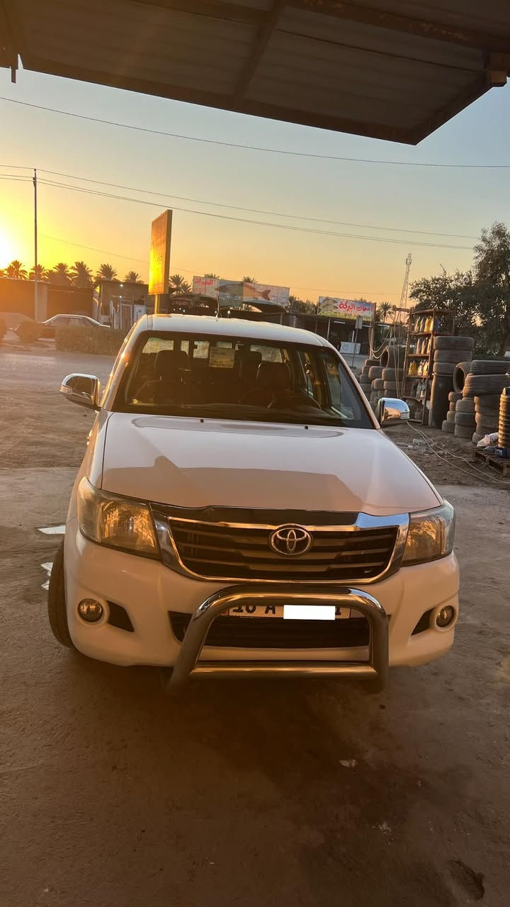 هايلوكس 14 كويتي بابل شاصي 19 كير اوتماتيك السونار موضح الضرر السيارة باسمي شخصياً مكفولة من كلشي حسب السونار مكاني بابل قضاء المحاويل السعر 195 وبيها مجال بسيط للشراي ***********
