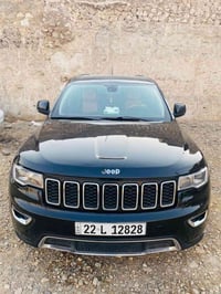 جيب موديل ٢٠١١ محدثة ١٩ السيارة خليجي رقم وهزه وبراد وسنويه كله جديد ا...