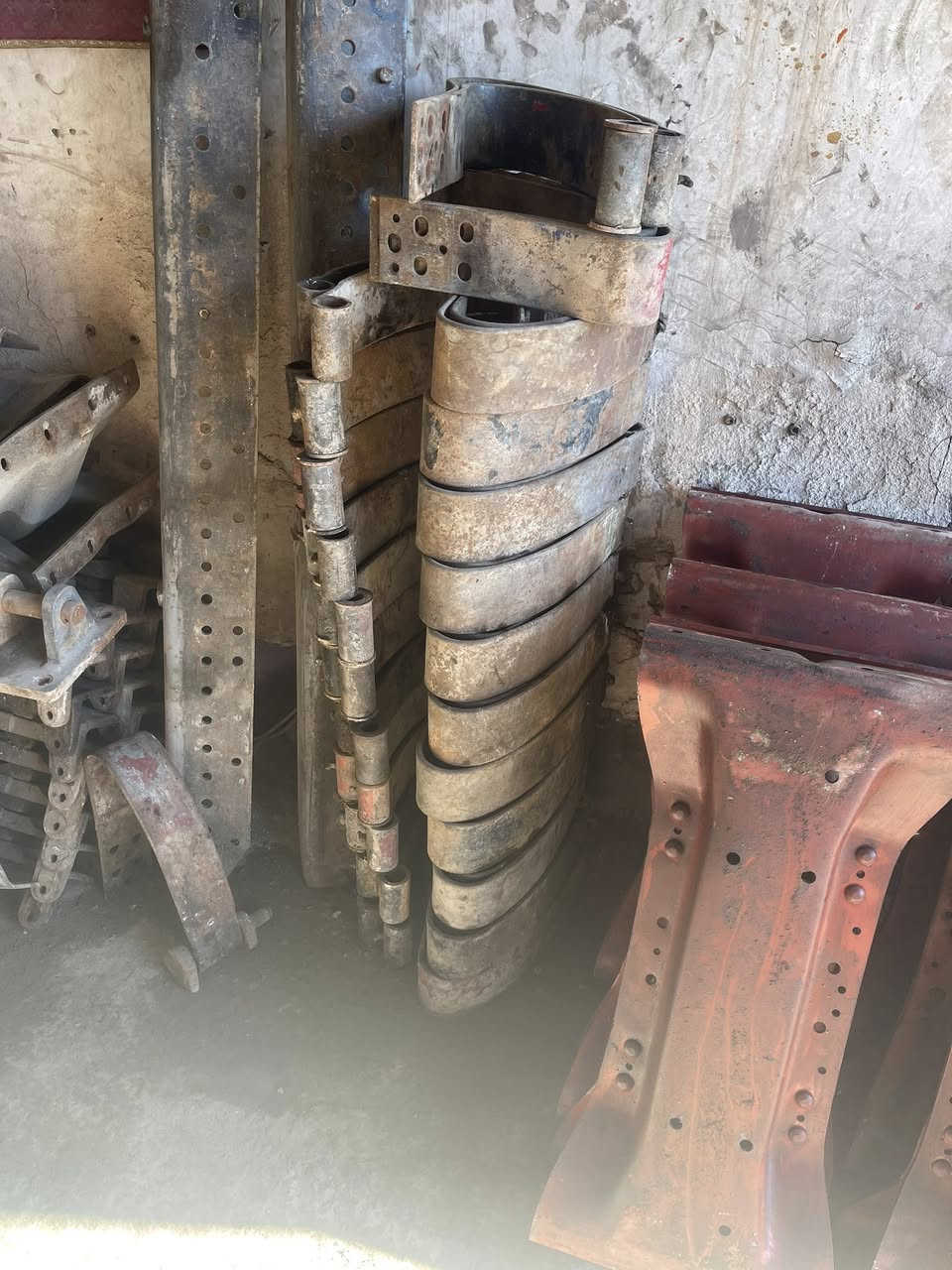 وصول قطع غيار مستعمل الماني 
***********
‭0773 193 4098‬
بيع جمله مفرد 
التاجي حي الصناعي قرب جسر ذراع دجله
فحل قماره الماني سعر الزوج 90 الف 
مطبات البي كرواتي سعر التخم 120 الف 
اسعار جمله
فرممات كلب عالي ناصي ٧٣ و ٨٧
