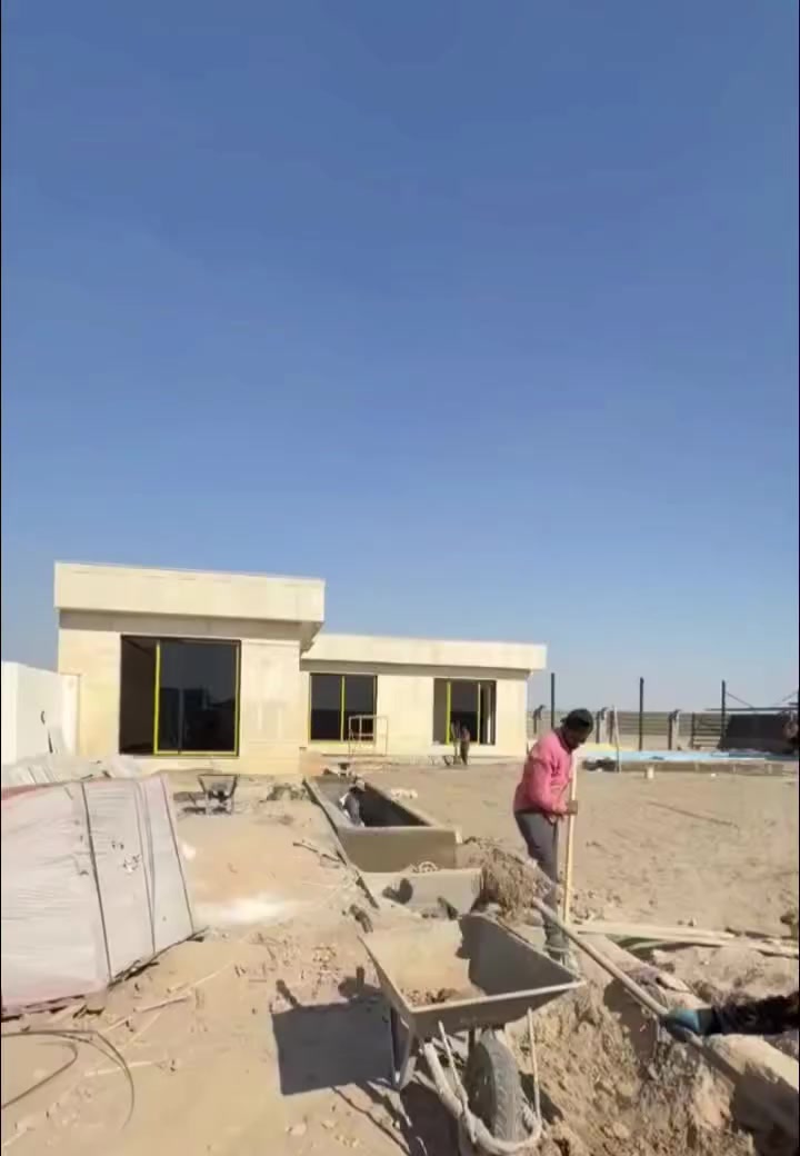 مراحل متقدمة من تنفيذ مزرعة فارهة بتفاصيل تحبس الأنفاس ✨

مسبح عصري بتصميم أنيق
جلسات خارجية راقية للراحة والاستجمام
منطقة باربكيو متكاملة
وفيلا فاخرة بطراز مغربي أصيل بلمسات حديثة

من إشراف وتنفيذ شركة شمس دجلة
نحوّل الفكرة إلى واقع… ونهتم بأدق التفاصيل حتى نستلمك مشروع متكامل يجمع بين الفخامة، الجودة، والخصوصية 👌

انتظروا قريباً… مشروع راح يكون علامة فارقة بكل معنى الكلمة
مكتب الجميرا للتطوير والاستثمار العقاري
العنوان بغداد الدورة البعيثه
هاتف /***********
