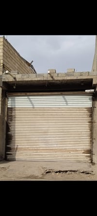 مخزن للإيجار • العشار