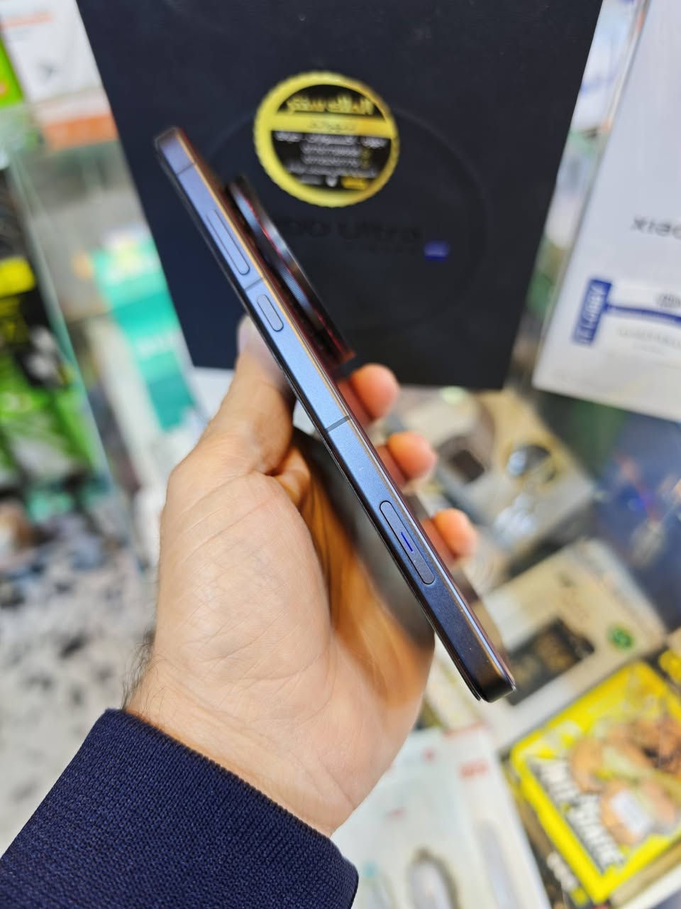 عملاق التصوير
فيفو x200 الترا
الذاكرة 512/16+16
المعالج sd 8 elite
الكاميرا 200+50+50
البطارية 6000
شاحن 90 واط

نظافة الجهاز 100
بطارية 100
ملحقات كاملة

السعر 1175،000 /اسعار ثابتة
الملك سنتر/السيدية
***********
