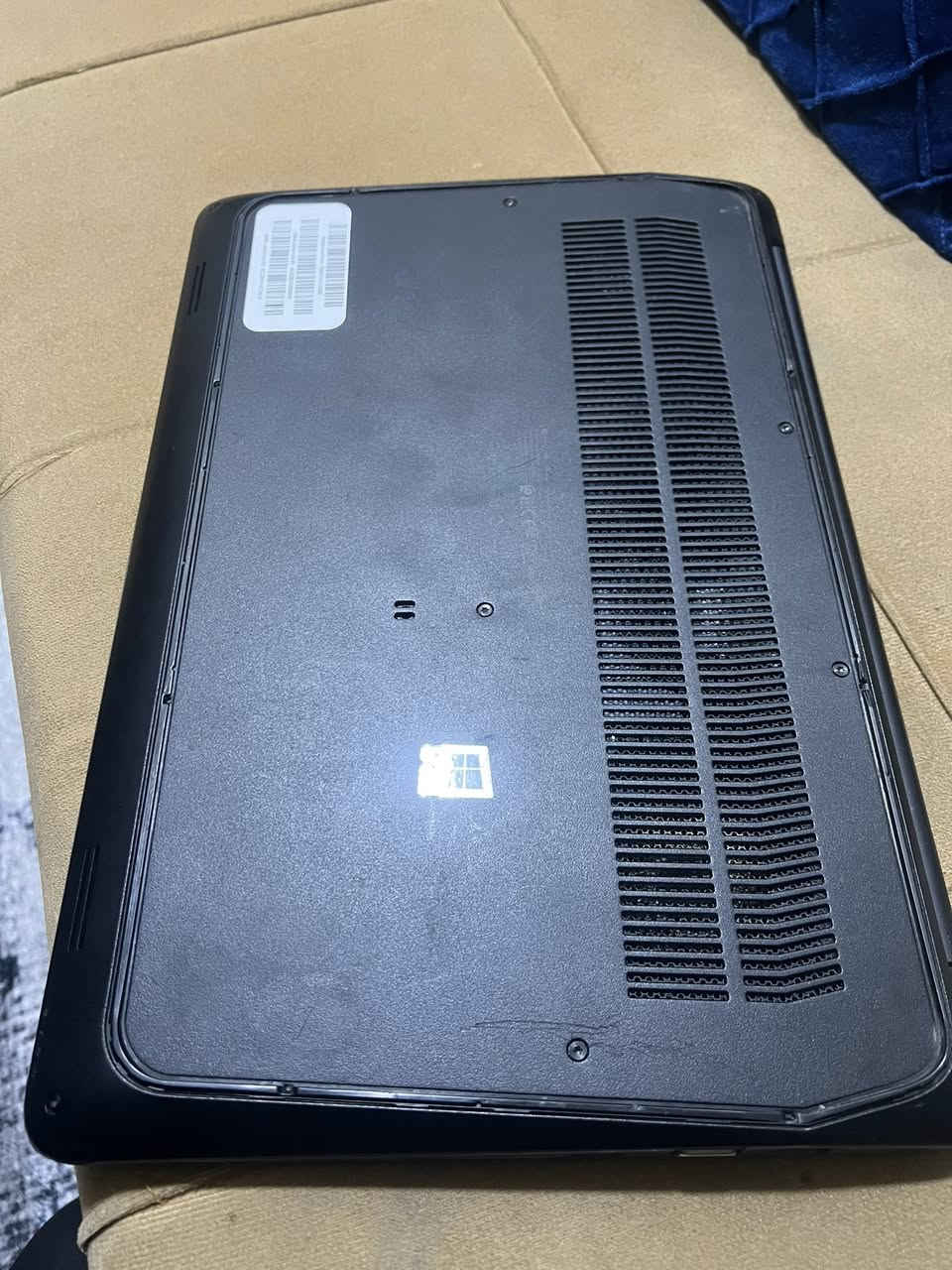 لابتوب z book
للبيع 
i7-6820HQ
كارت Quadro 
2000M 4g
رام 16g
هارد 512ssd
مكاني بغداد 
السعر 250 الف قفل
***********
