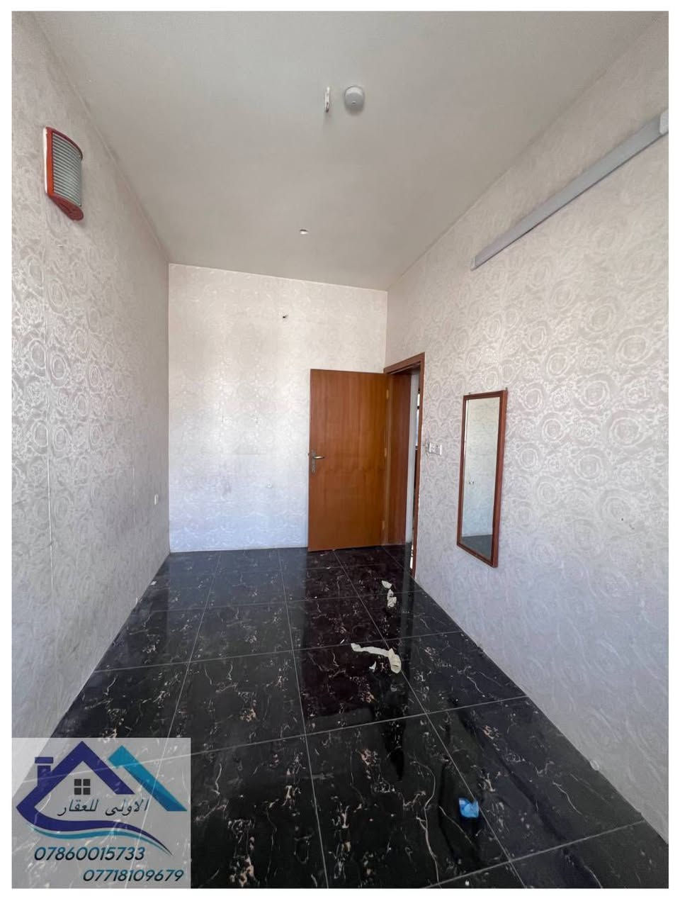 ⭕️ أعـلان ايجـار   ⭕️
🧱 بيت مساحة ١٣٠م

⭕️ محتوياته : ٤ نوم+ ٢ حمام + صالة كبيرة + مطبخ + كراج 

📌في بغداد منطقة القادسية
📍سكني موقع مميز
🔋 كهرباء خصخصة ٢٤

للأستفسار الأتصال … 
*********** 
***********
