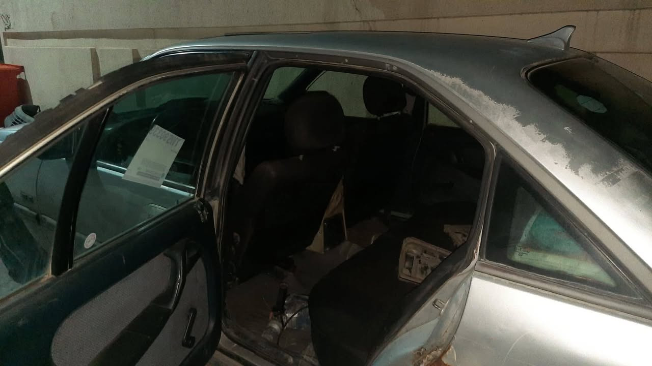 اوميكا 91 رقم نينوئ كير و محرك شرط دواخل نظيف تواير جدد السيارة واكفه بس شغاله جيبلك باتري و خذها تريد تسحلها بكيفك اريدها ب 15 الي تفيدا يتواصل وياي واتس

***********
