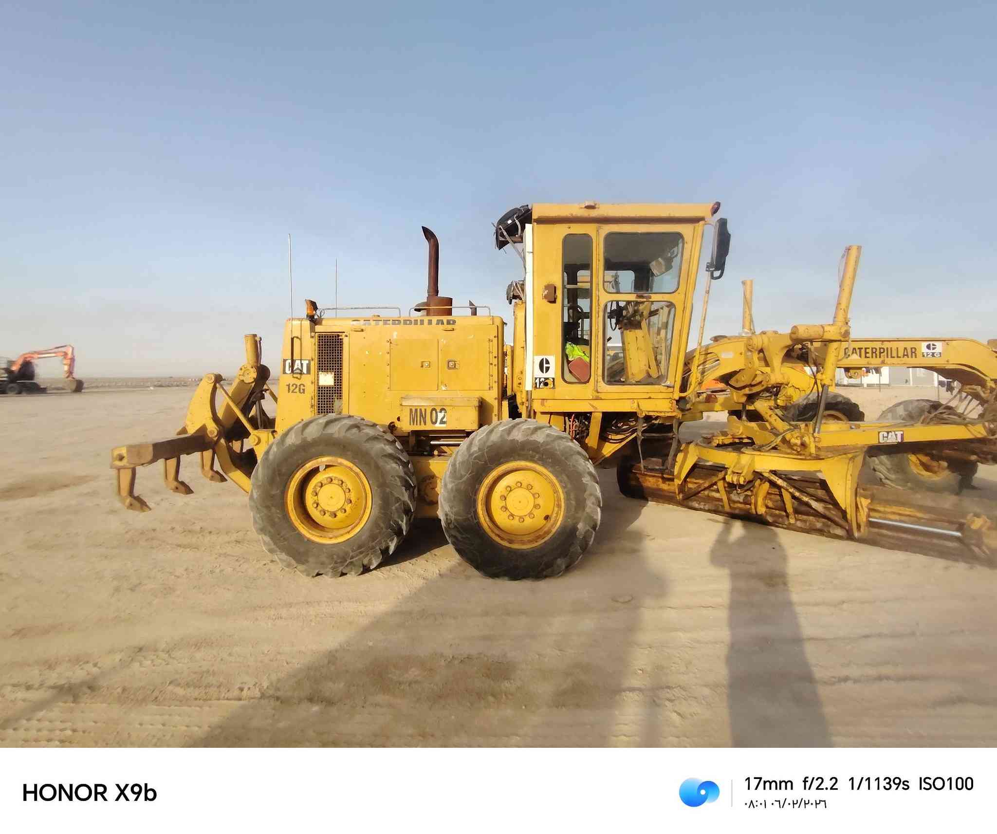 كريدر لبيع مكفوله كفالة عام السعر 650        ٪. ***********.    موديل 93
