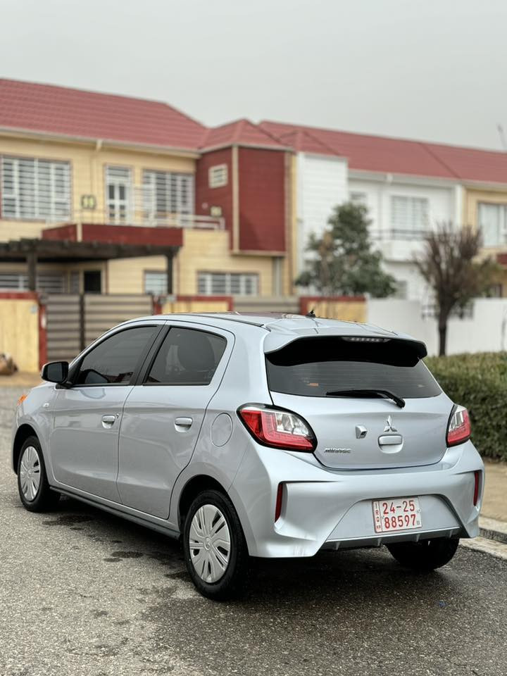 🔹مسيوبيشي ميراج
🔹موديل 2024😍
🔹ماشيه 26الف
🔹كاتي بدون رقم 
🔹دوسه ربع جاملغ خلفي صبغ فقط
🔹مكان اربيل 
***********
