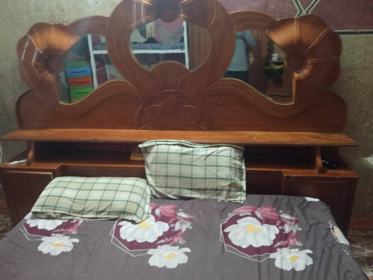 غرفه. صاج نجاره نضيفه  ب 325 وبيه مجال مكان بغداد جسر ديالي


**إذا كنت صاحب هذا الإعلان وتريد حذفه لأي سبب، رجاءا أرسل رسالة إلى الدعم الفني**