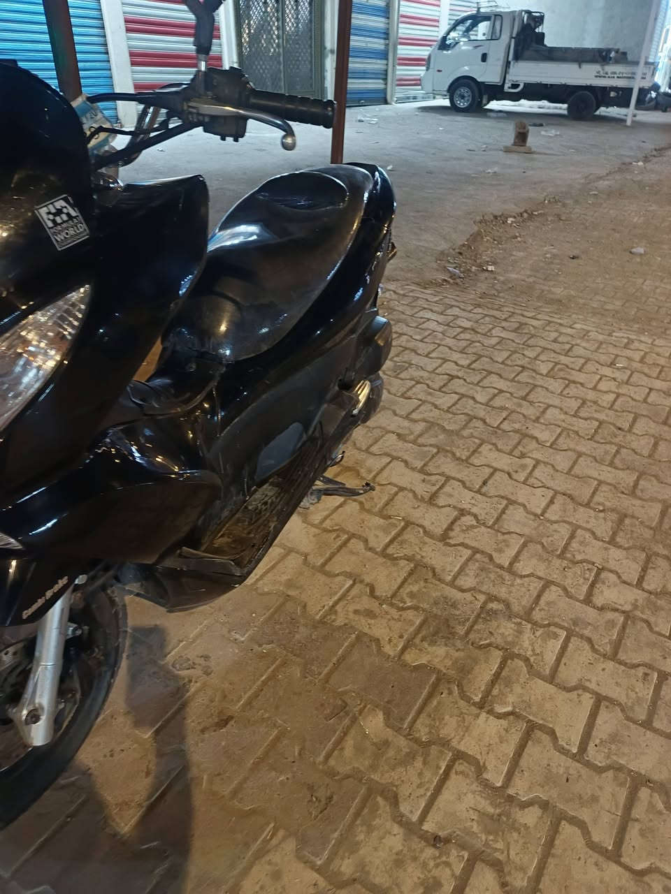السلام عليكم دراجه البيع SBX جيل اول مكين 150 دراجه مكفولة المكان بغداد المعامل سعر 10ورقات بيه مجال ***********
