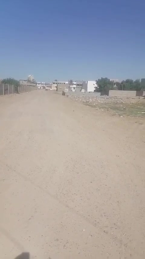 قطعة ارض ركن للبيع 

العنوان الرمادي خلف مطعم كانون 

تقع القطعه عل  ثلاث شوارع 

شارع 14متر شارع 8متر شارع 5متر 

وجه القطعه 8متر نزال 22متر 

مساحه 176متر 

طابو زراعي تحويل مباشر 

باقي التفاصيل بل الفيديو 

الاتصال ‏‪***********‬‏

عنوان المكتب خلف العاب السندباد شارع 

تابع مكتب ليصلك كافة العروض العقارية

