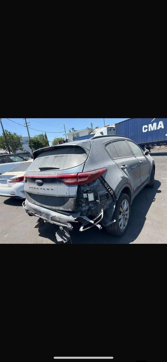 سبورتج 2022 فول مواصفات بنوراما بصمه فول للاخير
حادثها كلش بسيط جاملغ جهة السايق ودعاميه خلفيه واضح بالصور كلشي رقم

اربيل الدولي

مواصفات الفول معروفه سعرها 185 وبيه مجال للتواصل
*********** أو يتفضل خاص
