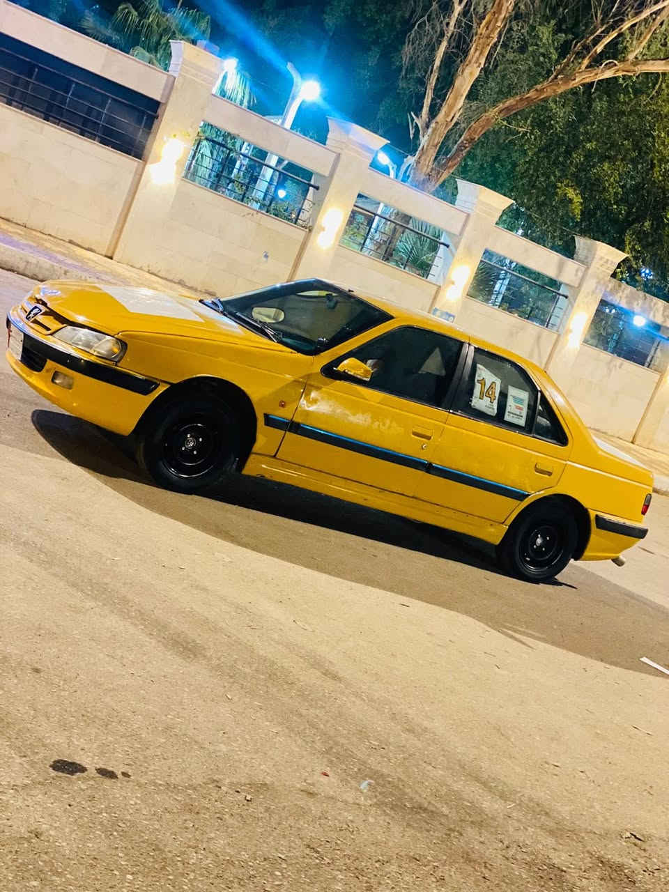 سلام عليكم بيجو بارص موديل 15 مكينه وكير كفاله تخم تاير   حداديه كهربائي كلهه شغاله  تبريد ثلج مكفوله من تبديل وصبغ وضربه سياره جهازه خير من الله مكاني بصره قضاء القرنه سعرها 29‏بيها مجال ‏شراي اتصل***********
