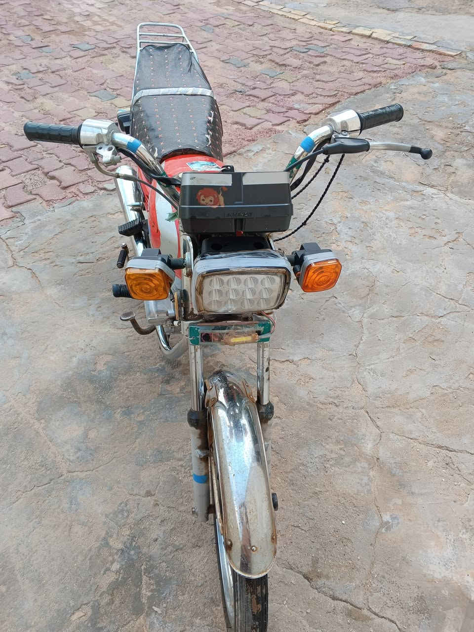 سلام عليكم دراجه لبيع موديل 15اواق اصولي السعر 750وبيه مجال العنوان الميمونة رقم ***********
