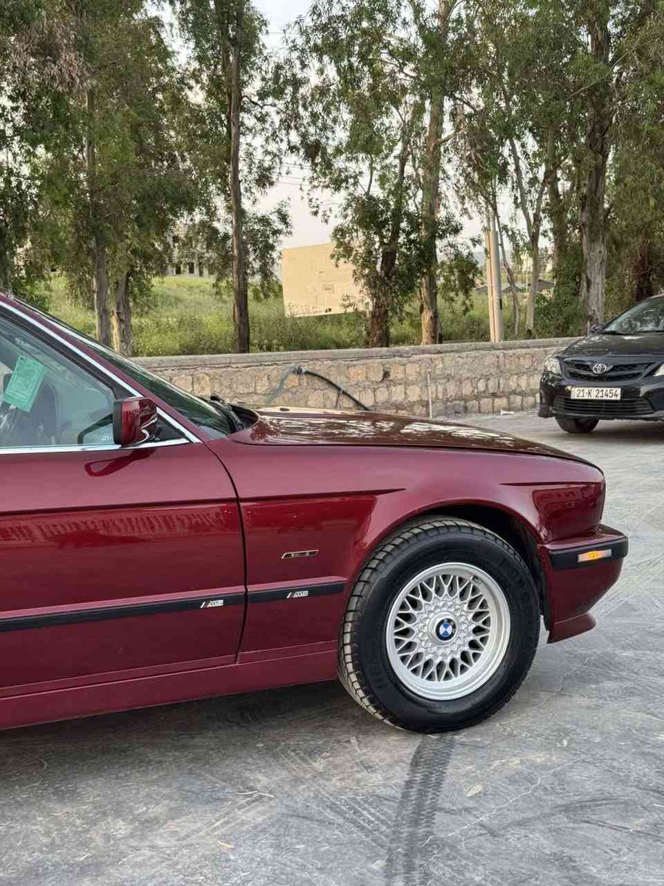 *********** /0772227192 ماشاءالله تبارك BMW. موديل1992 مه كينه 525 ديجيته ل فول فول بس سلايت نيه عام كوره كراوه بو جواني ده عم ليدراو ي نيه نموونه له جواني ده عامي بيش بشت AM بو به ستراوه تاقم ويل تايه لوك له زيره سه نه وي ره قه م هه زه ي تا 2030تازه يه به ناوي خومه وه كاله به نجه مور به شه رت گيرو مه كينه ته بريد هموو گيان به شه رت مال دوسته سه عري 75 وه ره قه كويسينجاك, أربيل
