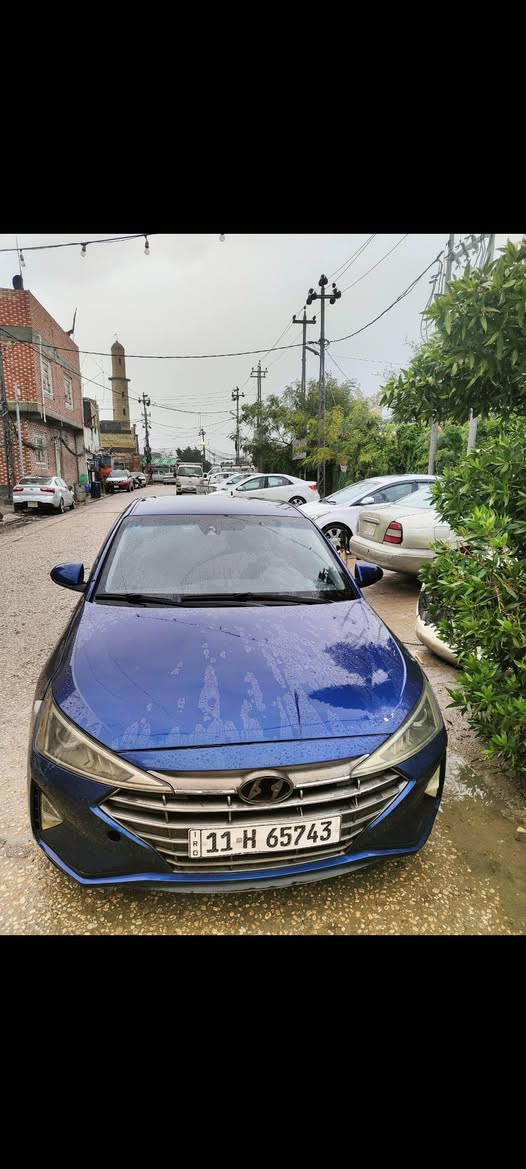 السلام عليكم 
للبيع النترا موديل 2019 وارد امريكي
حادثها موضح بلصور البنيد فقط ونفسه مصلح وراجع السياره كلها ليبل واحد بدون تبديل وبيها بلعراق الجنطه صبغ بدون دواخل  السياره ماشيه 126  
كيرها atm بلادي مگينه 2000 دوش بلاديه مامفتوحه 
مواصفاتها 
شاشه ابل كار بلي 
نقط عمياء 
تحديد مسار 
كروس تثبيت سرعه 
مانع انزلاق
توقف ذاتي 
مود درايف 
قياده ذاتيه
رقم بغداد بأسمي سنويه ل 2029 
عنوان النجف الكوفة 
السعر 126 وبيها مجال 
***********
