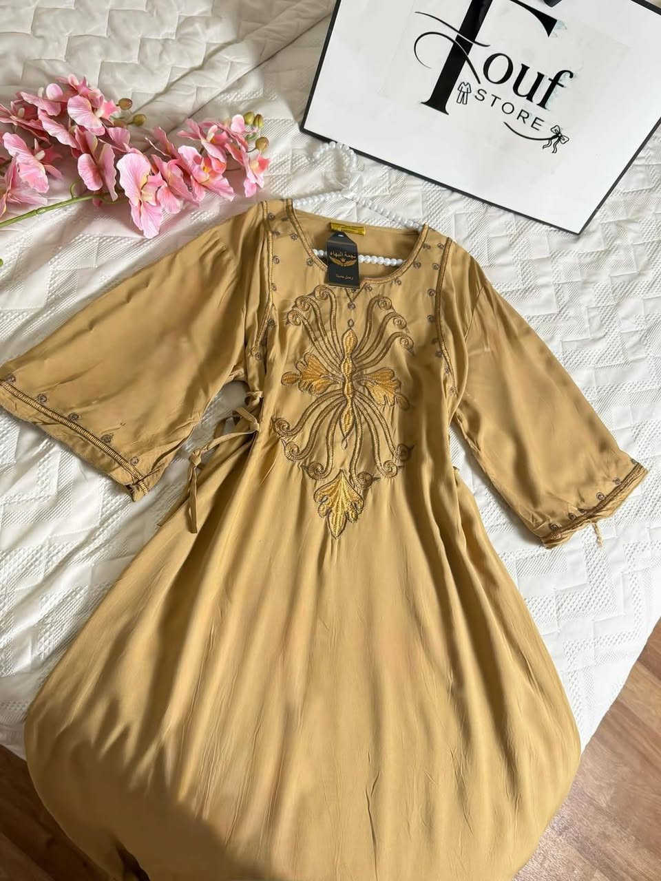 دشداشة نسائية 👗
✨ التفاصيل:
طول كامل مع تخصيرة من الجوانب
خامة كشمير إيطالي ناعمة ومريحة
 متوفرة بجميع القياسات، حتى الخاصة

 السعر: 11 ألف
 التوصيل: 5  الكل المحافظات العراق


**إذا كنت صاحب هذا الإعلان وتريد حذفه لأي سبب، رجاءا أرسل رسالة إلى الدعم الفني**