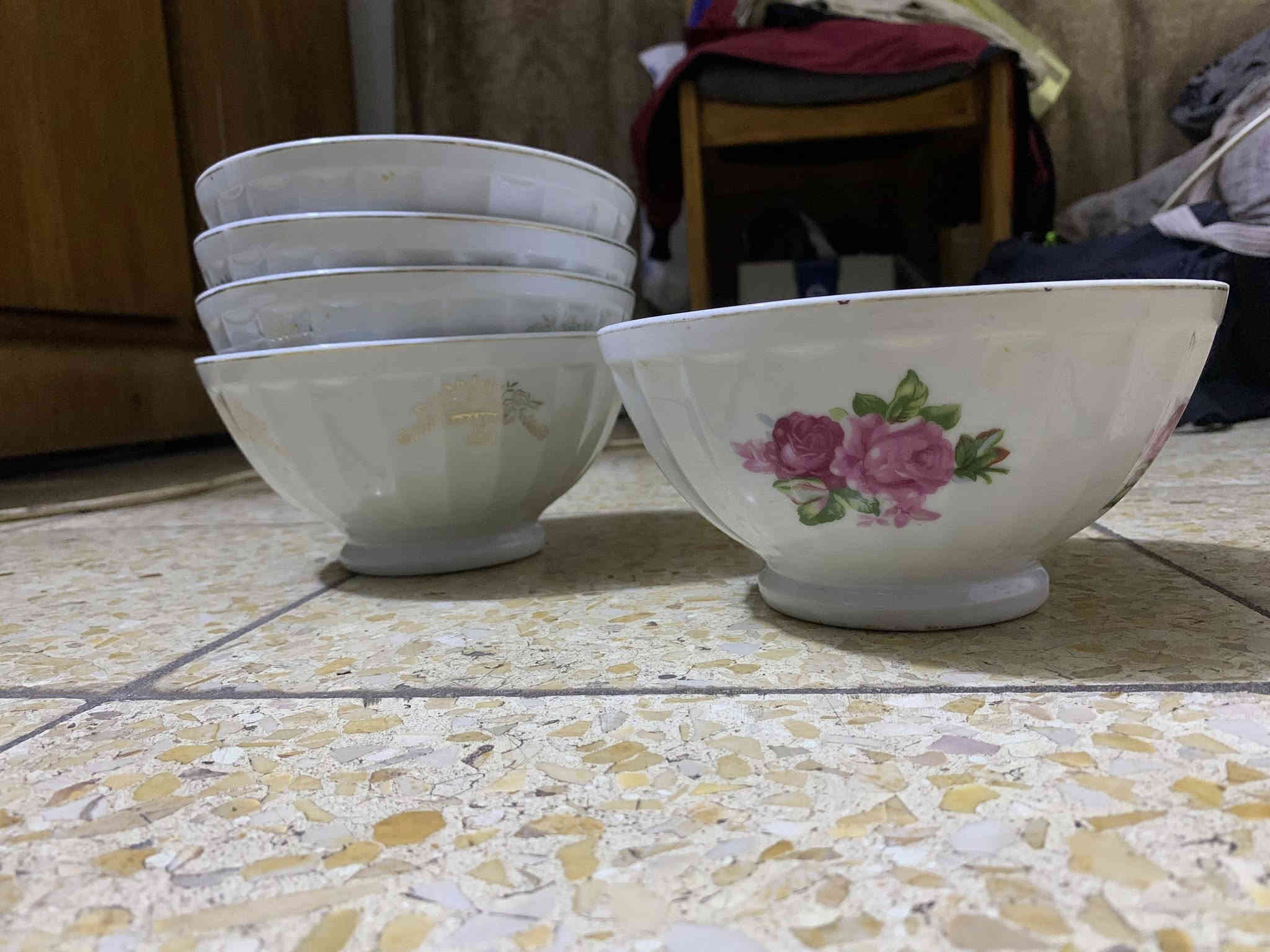 السلام عليكم
مجموعة فرفوري انتيك
جزء من الاسواق المركزية
وجزء بريطاني 
غير مستخدمة للبيع
و الياخذها شلع انطي سعر زين
التواصل على الخاص او الواتس اب (( للاسعار ))
الاسعار على الرقم واتس اب
***********
مكان / حي الجامعة بغداد
توصيل فقط بغداد
