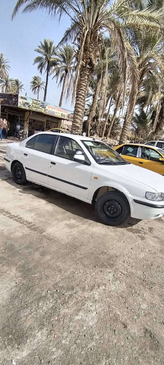 السلام عليكم ورحمه الله للبيع سمند كفاله عامه بيه بس الدواير الخلفيه  اثر خياس. وطخه صغيره بلباب  موديل 2011
تبريد شغال 
باتري جديد تخم تاير جديد 
مكينه وكير نضاف سياره جاهزه ربع ماذب عليه 
السعر 44وبيه مجال الشراي يتصل وبي خير ويدلل 
مكان السياره الحله 
***********
رقم انكليزي بابل  بسمي امداور ثاني يوم
