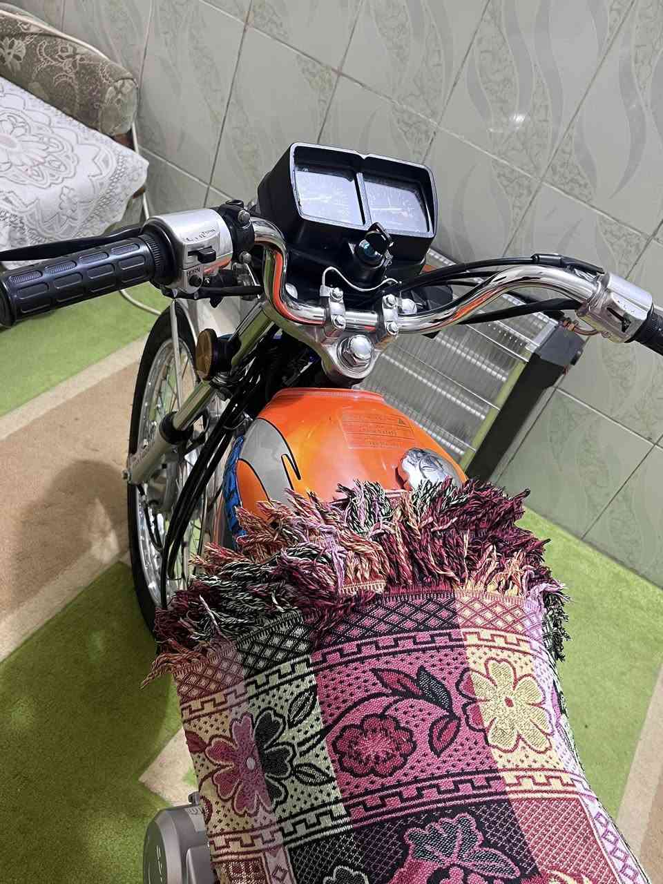 السلام عليكم 
4 كير موديل 25 
كفاله عامه 
مكاني مسيب 
600 وبيهه مجال مستعجل ع بيعتهه
***********
