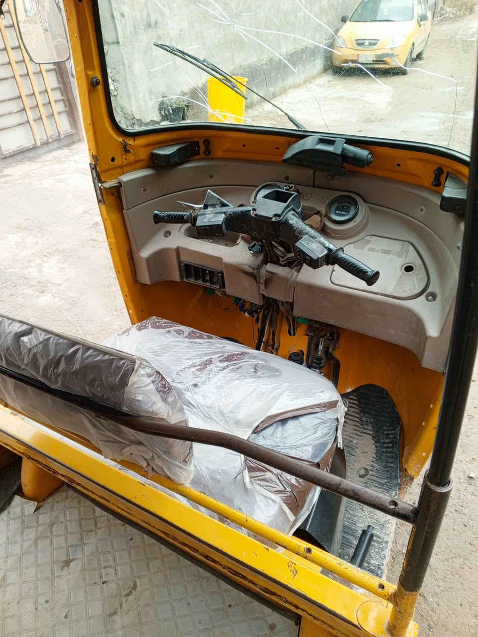 سلام عليكم تكتك 2018اوراق كامل
مكاني مسيب ،
لسعر ب4


**إذا كنت صاحب هذا الإعلان وتريد حذفه لأي سبب، رجاءا أرسل رسالة إلى الدعم الفني**