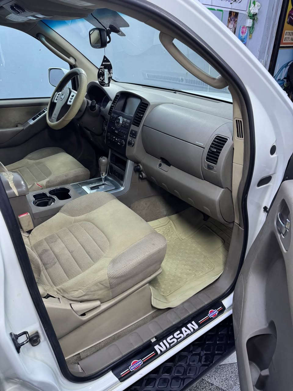 ‏السلام عليكم نيسان باثفندر وارد امريكي موديل 2008لون ابيض بيها صبغ 3 قطع شواصي مكفوله ولغود مكفوله فول مواصفات دشبول ارمادا فتحه سقف شاشا كامره خلفيه حساسات خلفيه سياره احلا من الصور مكينه وكير مكفولات مكينه 6سلندر 4000 تبريد مركزي 3قطع ثلج سياره عائليه سبعه راكب 4X4 فور ويل تحكم ستيرن جهتين كرسي السائق كهرباء صدر امامي خلفي جيد سياره جاهزه رقم بغداد دولي بسمي تحويل مباشر السعر 108$ وبيها مجال ب الاتصال *********** مكاني بابل / المركز 

‏ حلة, بابل
