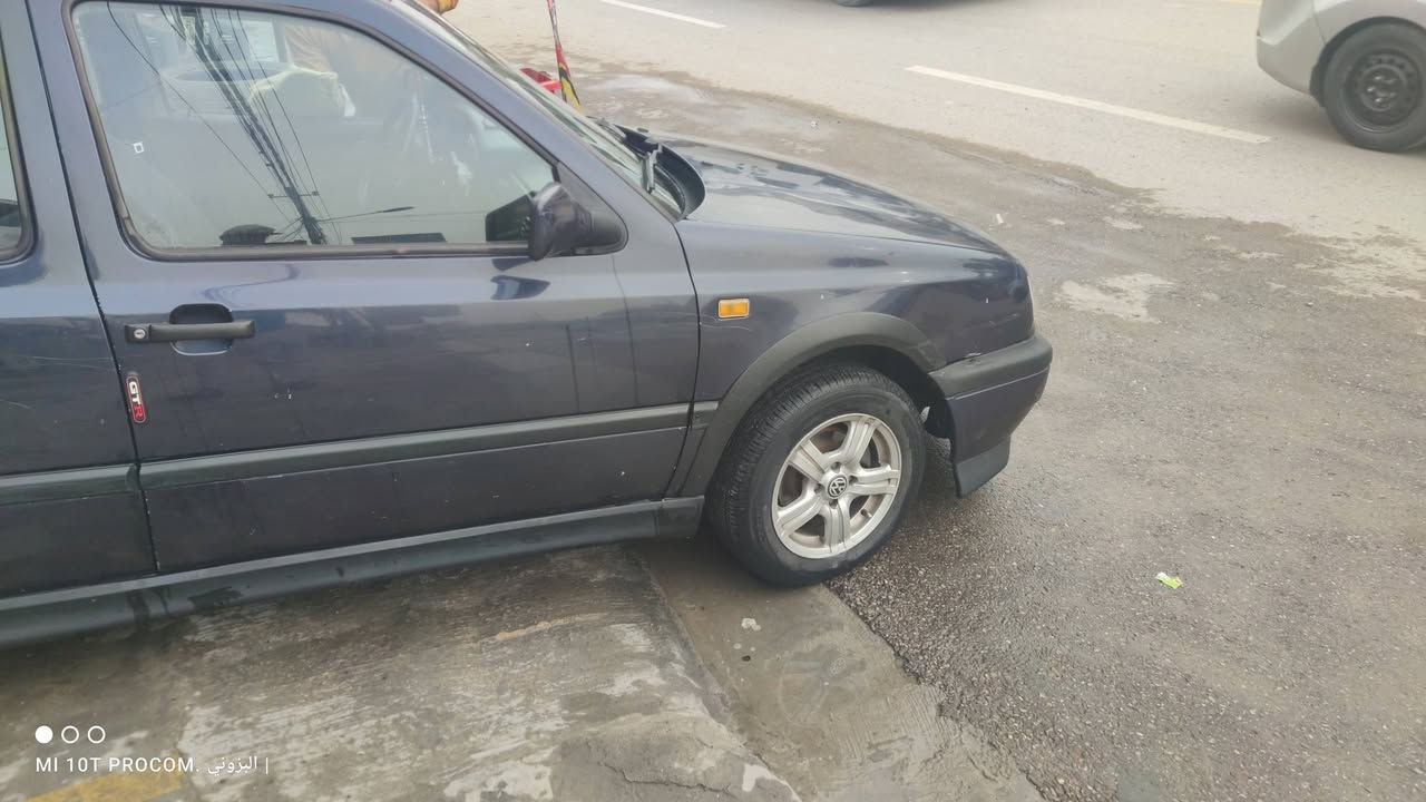 سياره كولف 1992كامله مكمله من المكينه وكير  وتبريد وكله مضمون تجي تكلب سعرها 45ورقه  تحويل ثاني يوم *********** المكان الكراده
