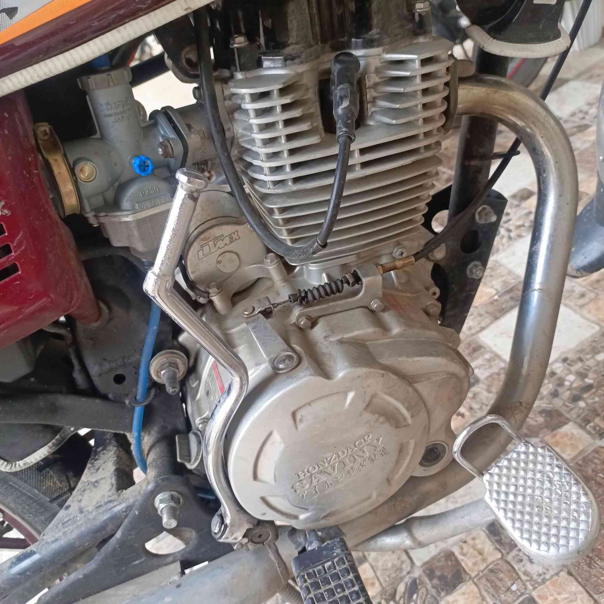 دراجه سافين هونزدة مكينه كبس مكينه 200 نضيفه للبيع السعر 700 وبيها مجال
رقم الهاتف ***********
