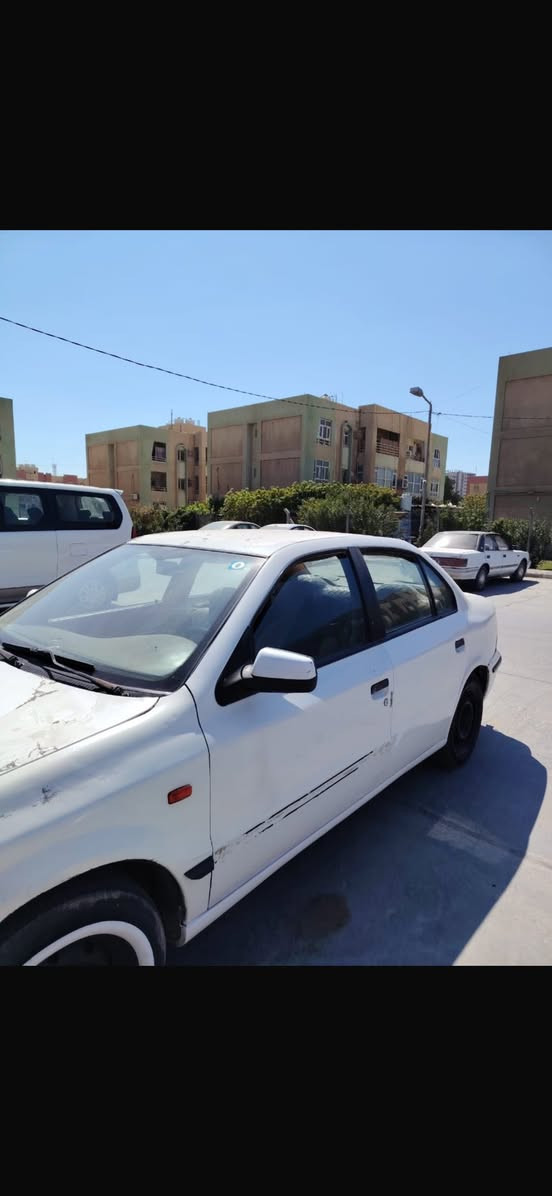 للبيع سمند ٢٠١٠ رقم قادسية جديد مشروع وطني
تحويل مباشر وين متريد 
السياره كشرها كدامك 
كير مكينة كلش حلوات ناعمة 
صدر نضيف 
السعر ٢٨ 
*********** 
مكاني بغداد
