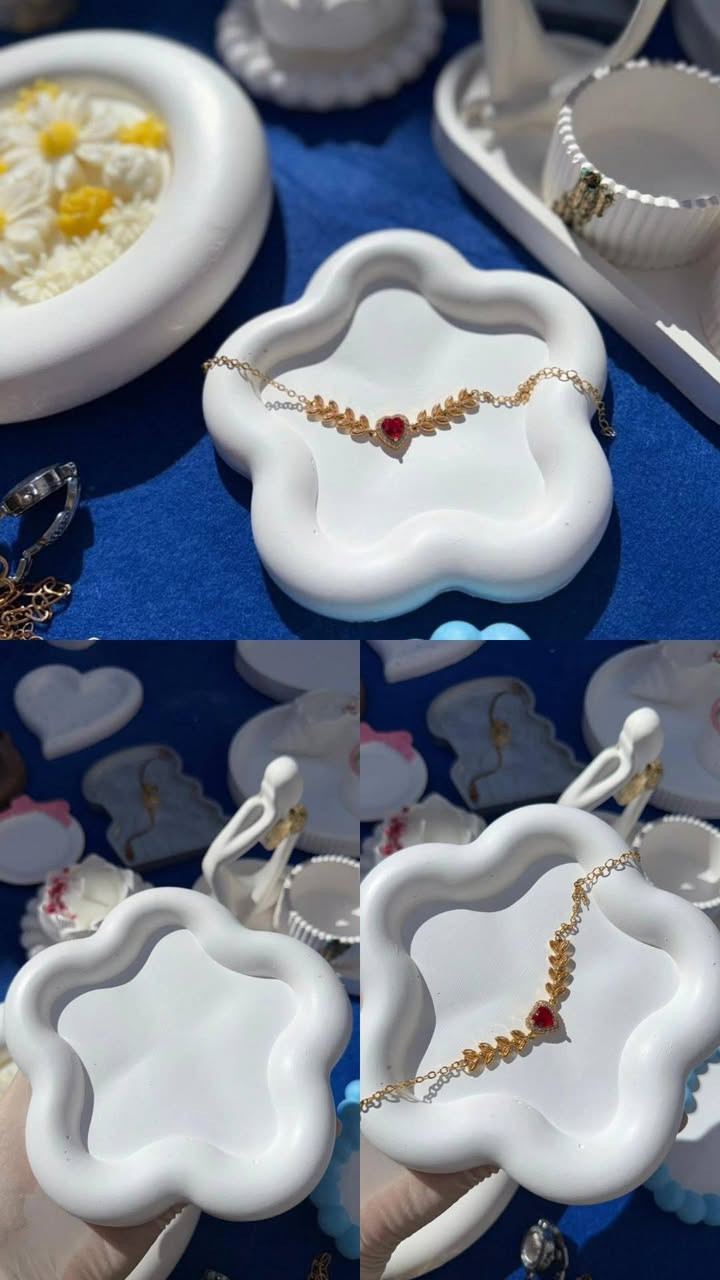 بكجات + شموع معطرة + توزيعات 🩷


**إذا كنت صاحب هذا الإعلان وتريد حذفه لأي سبب، رجاءا أرسل رسالة إلى الدعم الفني**