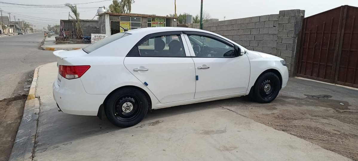 سلام عليكم كيا سيراتوخليجي 2011
كفاله عامه كير 6سرعات مكينه 1600دوش

تبريد بيانو السعر 118 بيه مجال

***********
