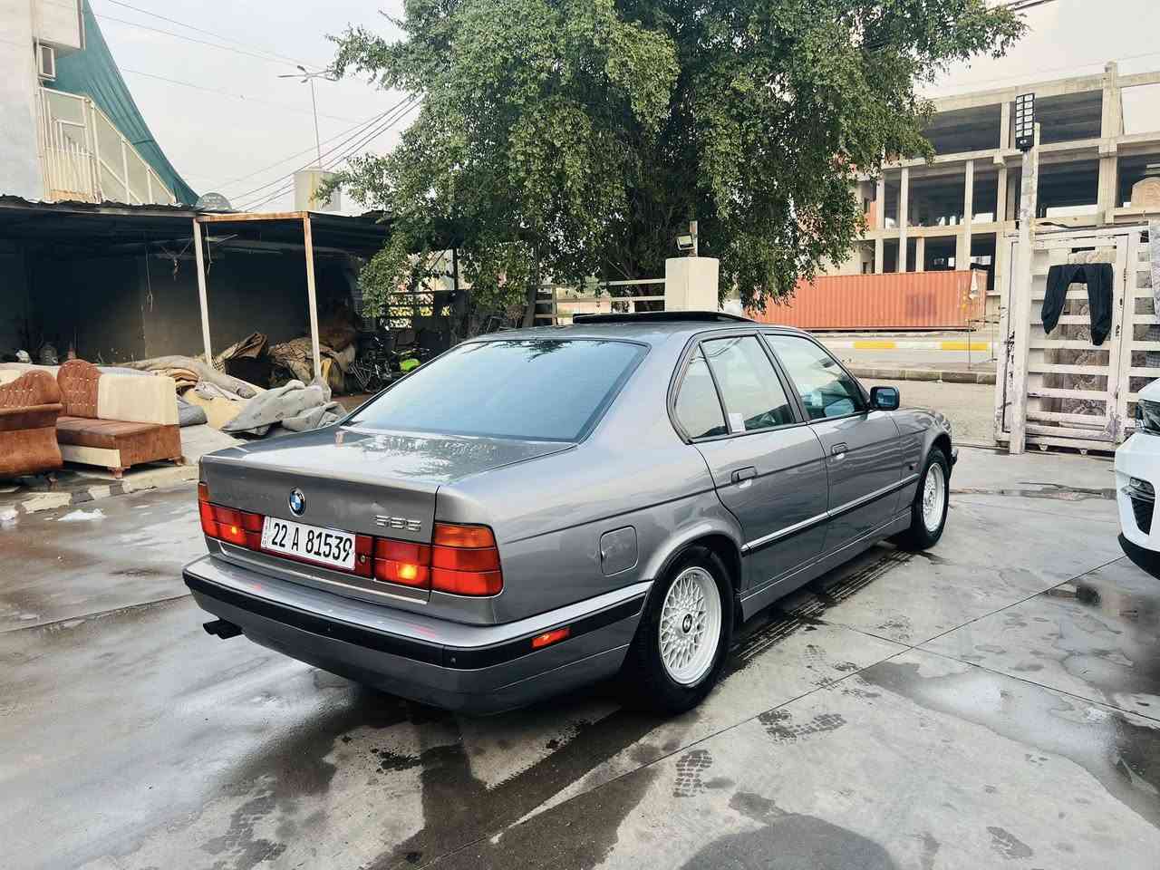 حجم 525 بيلاد كير اتومتيك مسكر كيرومحرك شرط 🚗*********** سعرها 72
موديل 1992 بجم عريض داخل نضيف جلد فورميكا ايرباك 
وكالة بسمي شرط تحويل سيارة جاهز من كل نواحي 
سيارة صبغ عام لون نفطي مكاني كركوك شراي خابر
