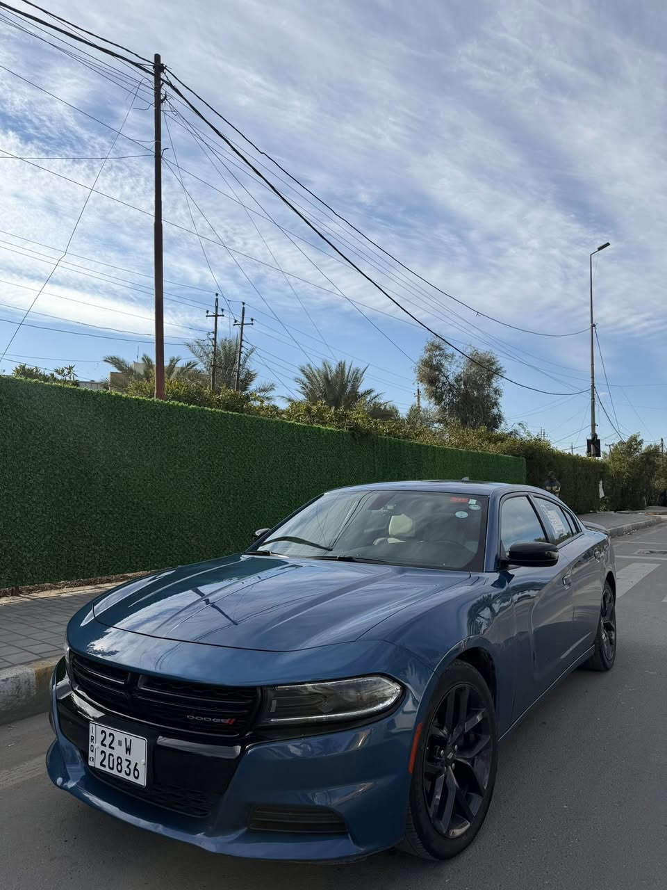 السلام عليكم 
جارجر 2023 SXT 
رقم اربيل باسمي تحويل مباشر 
فقط بارد بلجاملغ الامامي بدون لا فتح ولا دواخل ولا صبغ 
بدون ايرباك 
جاهزة وكامله وبدون اي نقص 
مكاني بغداد 
***********
