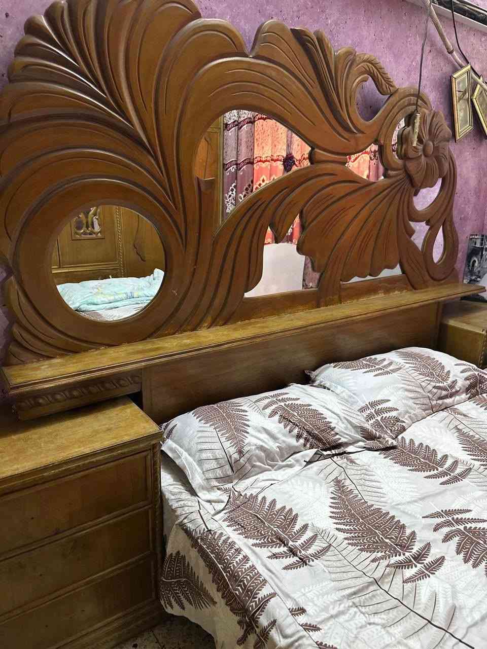 للبيع غرفه اخشاب تزكام ام سته باب 🚪 بغداد تقاطع درويش حي التراث لسعر ٦٥٠ وبيهة مجال  *********** بي واتساب
