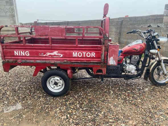 السلام عليكم ستوته 21 محرك 21 ما مفتوح كهرباء منفيس موجود كهربائيّ كامله باتري فقط  شاصي  شرط  سعر 800 بيه مجال قليل   مكان عوسجه قربي جنوب الموصل كياره  ***********
