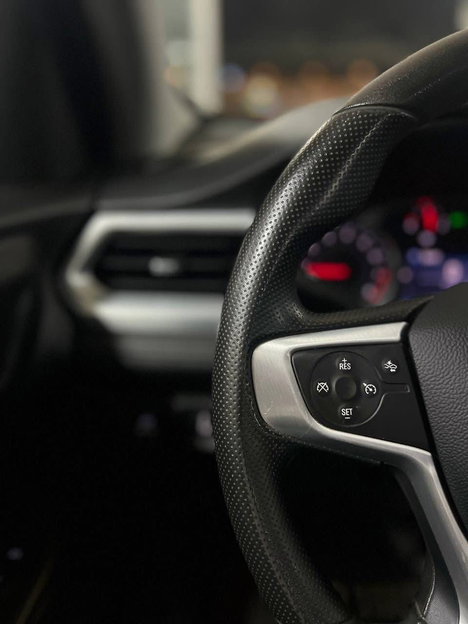 _____________________________
✅اسم السيارة : جي ام سي اكاديا SLE
✅الموديل :  2021 
✅رقم السيارة : رقم اربيل تحويل ملكية او وكالة حسب الرغبة 
✅السعر :   235  ورقة
✅الضرر : الجاملغ الامامي الايسر و البنيد 
✅عداد المسافة : 98  الف كيلو 
✅الايرباكات : بدون ضرر ايرباك
_____________________________
🔻1-حجم المحرك 6 سلندر 3600
🔻2-ويل كب حجم 20 مع طقم تايرة 🔻بحالة ممتازة 
🔻3-بصمة ابواب و بصمة تشغيل و تشغيل 🔻عن بعد 
🔻4-لايتات زينون عالي ناصي اصل   
🔻6-كشافات دعامية 
🔻7-حساسات امامية خلفية اصل 
🔻8-اشارات في المرايا الجانبية
🔻9-رادار جانبي 
🔻10-جنطة كهرباء  
🔻11-غرفة السيارة مخمل اسود
🔻12-تحكم كهربائي لمقعد السائق 
🔻13-تحديد مسار
🔻14-رادار امامي مانع للتصادم 
🔻15-تدفئة المقاعد الامامية فقط
🔻16-تحكم ستيرن جهتين متكامل
🔻17-شاشة كبيرة الحجم للتحكم بكافة الايعازات
🔻18-كامرة خلفية 
🔻19-السيارة سبعة راكب مع 3 قطع تبريد
 

🔵السعر المطلوب : 235ورقة 🔵
_
*********** فقط واتساب او اتصال
