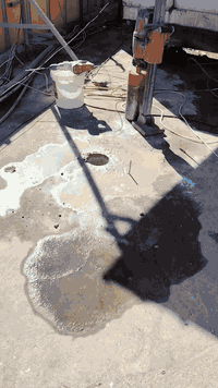 توجد فتحات كور
***********
