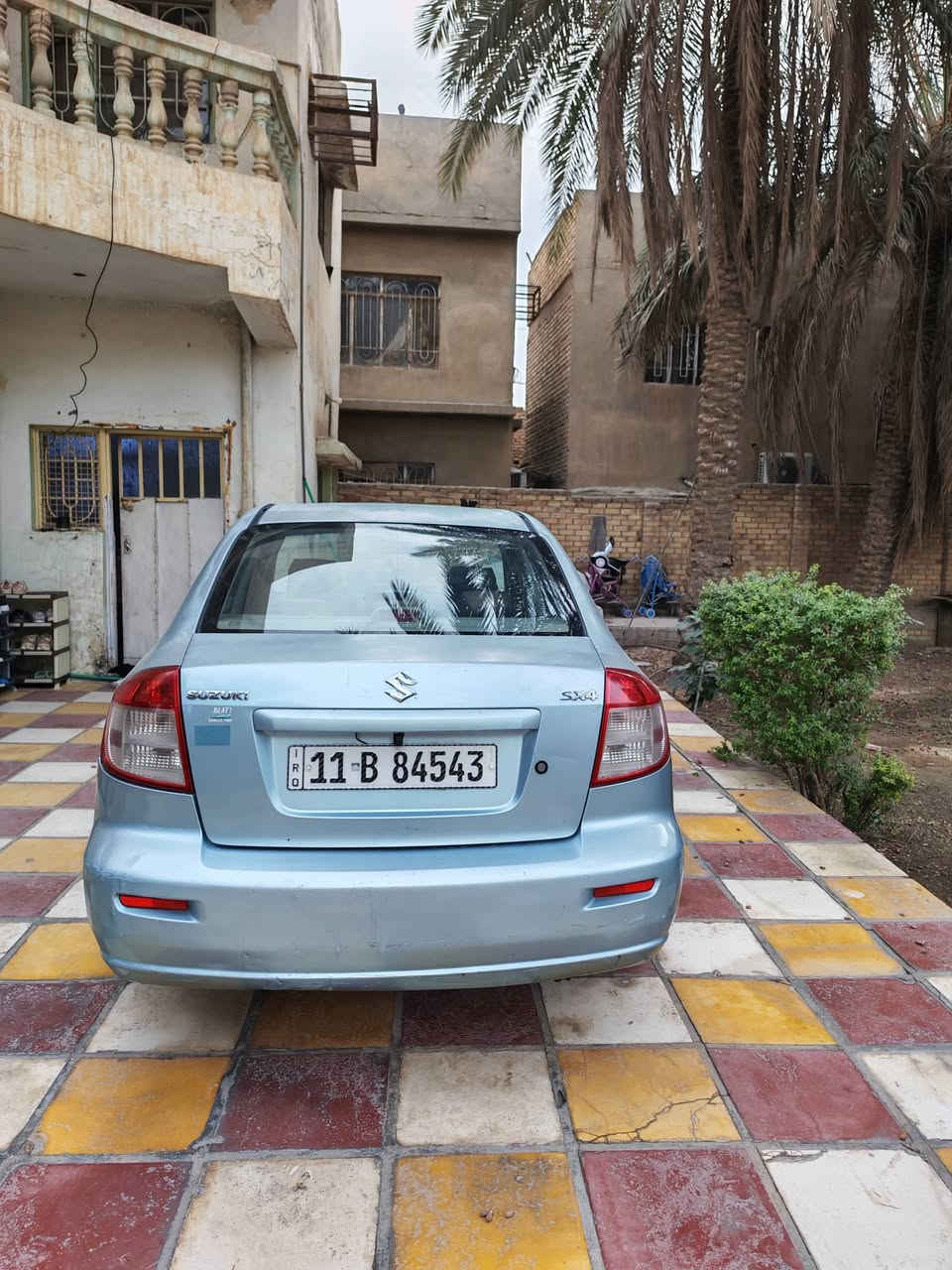 السلام عليكم سازوكي موديل 2009  وارد امريكي صبغ فقط جاملغ امامي وبنيد، حجم  المحرك 2000 جديد قبل شهر شادة هو وتفرعاته من محلات  ليث وفلاح ، تخم تاير جديد+تخم ويل جديد قبل شهر شادة
حدادية أمامية كاملة جديدة بما فيهم (دبلات ولويات)
تبريد/تدفئة شغالات لكن ما شاحن غاز لان مصار شهر من شاد المكينة بس اضمن شغال التبريد ونفحصه قبل متشتري،
السيارة مسوي الها ادامة كاملة وعندي غراضها القديمة من محرك وتفرعات كاملة ومنظومة بانزين وغراض صدر تاخذهن وياها بلاش السيارة بأسمي، السعر 62
*********** مكاني بابل /حلة
