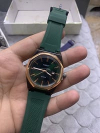 بالة ساعات • عدد ٣٢ • توصيل