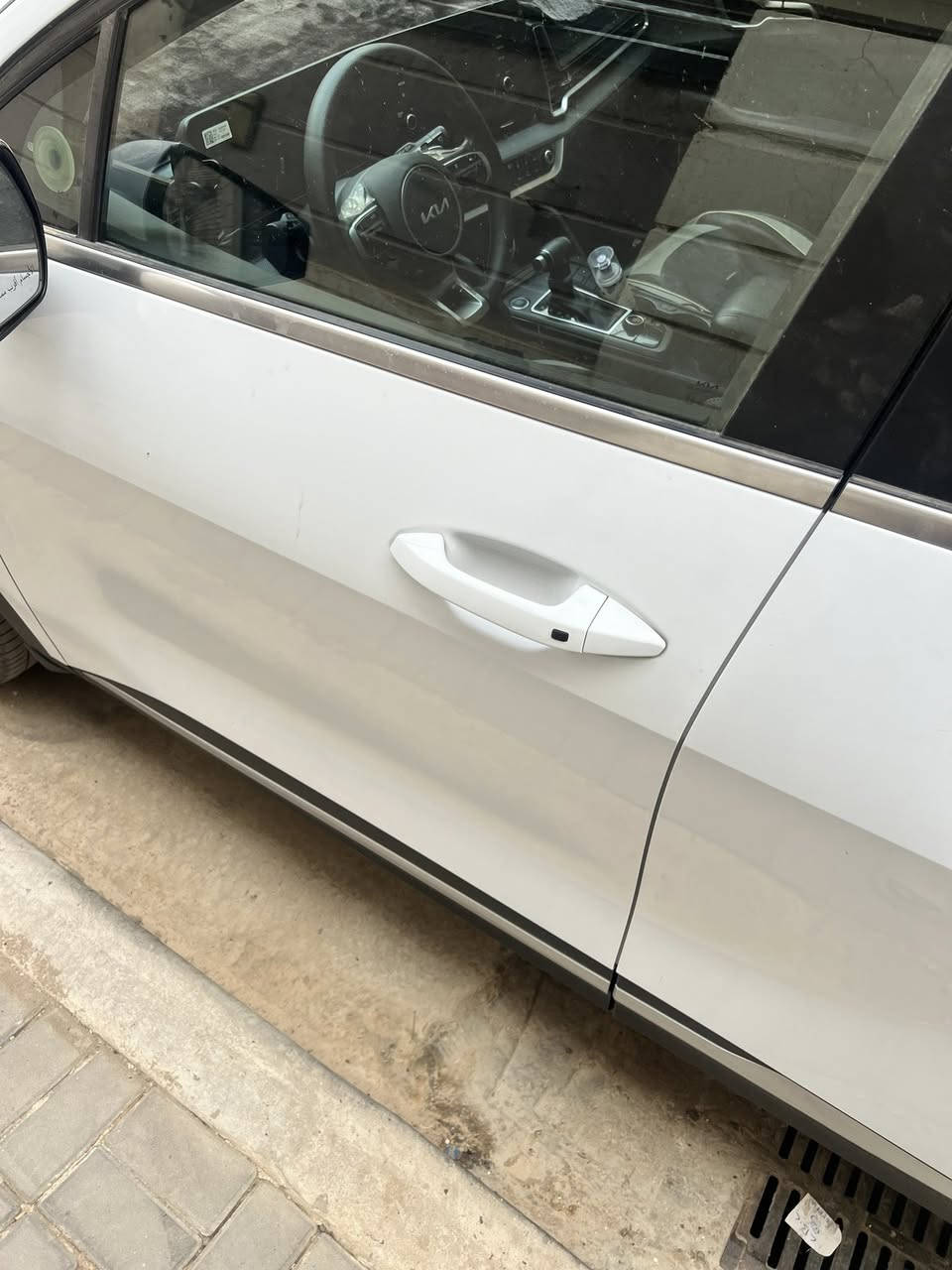 السلام عليكم 
سبورتج ٢٠٢٥ ماشيه ١٥ الف وكاله نيم بعدها بالضمان نص مواصفات رقم اربيل بصمه تشغيل عن بعد رادار جانبي نقطه عمياء ابواب بصمه 
السعر 217 وبيها مجال
بغداد الدوره ***********
