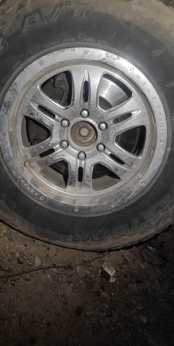 تاخم ويل جبلي اصلي كروم مايحتاج سبيسر حجم ١٧ تاخم تغير برجستون زوج نظيف زوج باقي ربع


**إذا كنت صاحب هذا الإعلان وتريد حذفه لأي سبب، رجاءا أرسل رسالة إلى الدعم الفني**