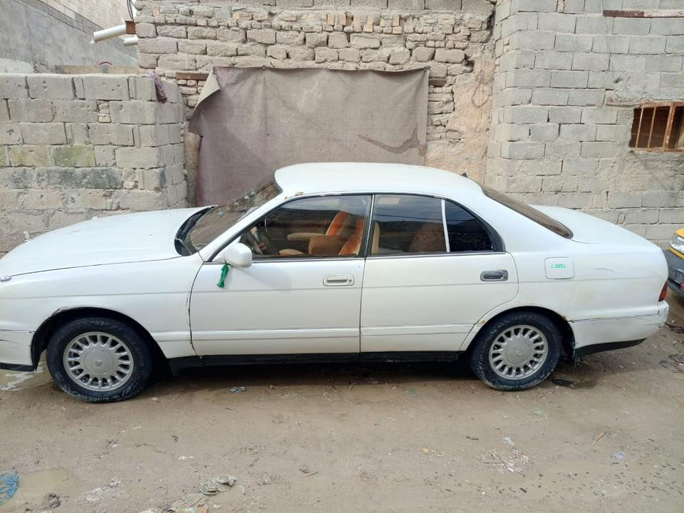 السلام عليكم سيارة بطة كفاله من الكصة ونقل جثة وصبغ وكير ومحرك كلشي بيها مضبوط السعر 55 بيها مجال  للتواصل ***********
