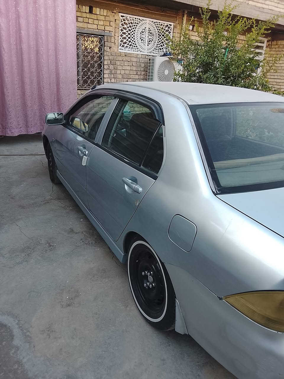سلام عليكم للبيع
لانسر 2005
محرك 2000 كير اوتوماتيك 
مصبوغة حزام  
مكاني بغداد الدورة 
***********
السعر 60 وبيها مجال بسيط
