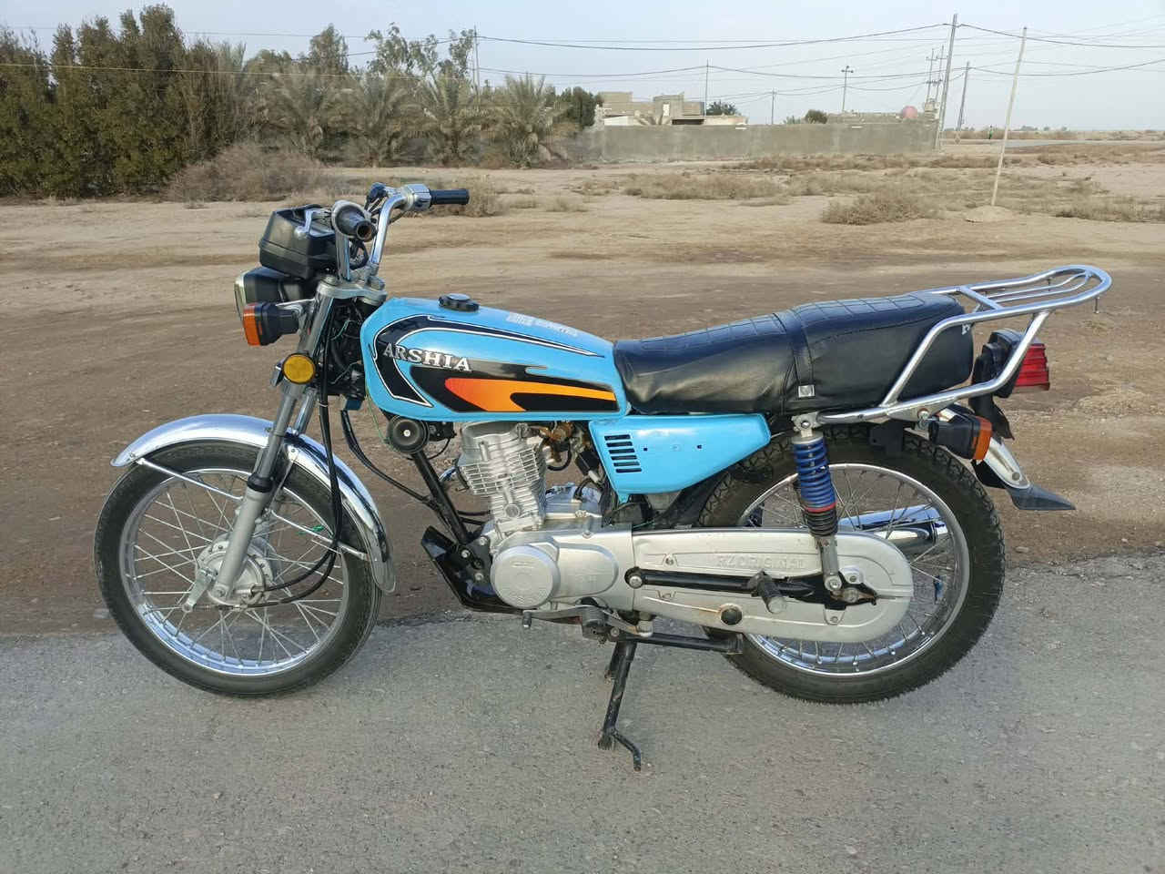 سلام عليكم شباب عدي دراجه أرشا البيع مكفوله كفاله عامه انضيفه شلعه ومعدل خير من الله
والشراي بيك خير وتدالل 
***********
