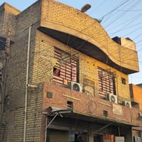نصف عماره للبيع قطاع ٢٧ مقابيل السوق الصغير محلات ٣غرف نوم٣ أسقبال حول...