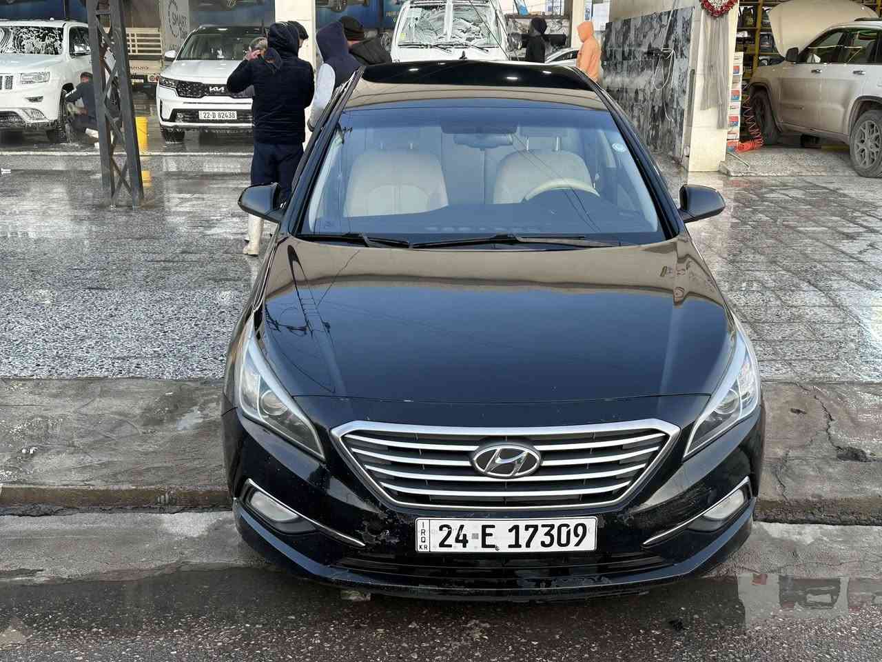 سوناته موديل 2017
سعر 123 وبيها مجال 
ضرر جاملغ خلفي جهت سايق 
و جاملغ امامي بي بارد 
و جاملغ امامي جهت نفر مبدل شرط اصلي اصلي 
موصفات مصوره بل صور 
شرط على أي بانزين تمشي 
محرك شرط مبدل كازكت فقط 
كير شرط 
ول شغلات كلها شرط 
***********
